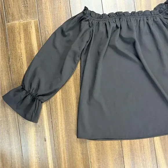 Lulu's size S Black Ruched Blouse Flowy Elastic Cuffs wide Round Neck Long Sleev - Picture 2 of 11